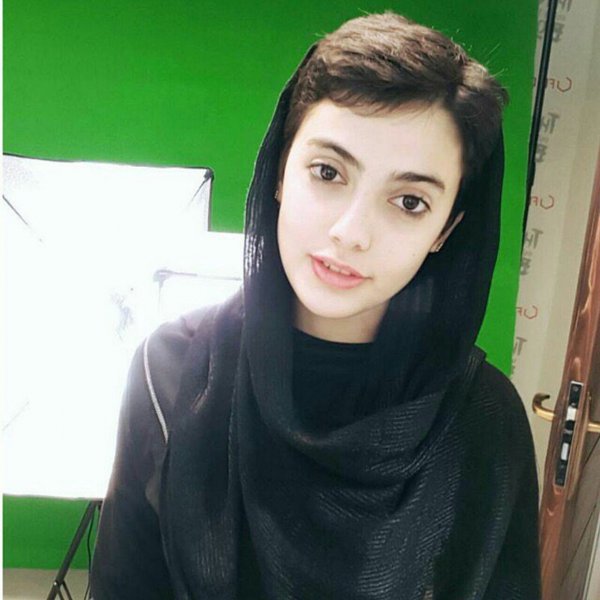 Иранскую гимнастку арестовали за танцы в собственной спальне