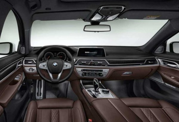 Гибридный седан BMW 7-Series оснастят 390-сильной установкой