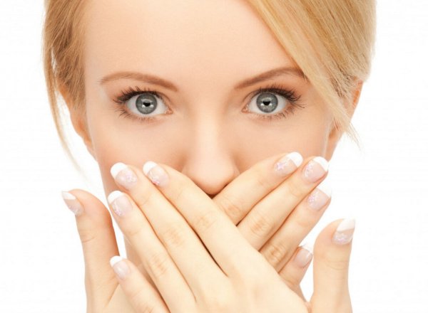 Удержанные кишечные газы человек выдыхает через рот – диетолог