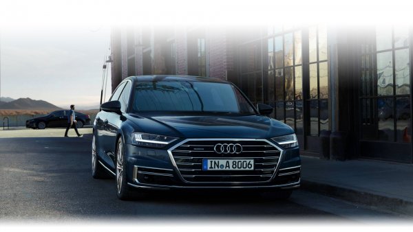 Audi A8 приедет в Россию с рекордно-мощным двигателем