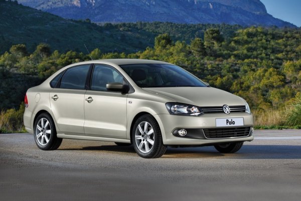 Пересел с VW Polo на KIA Rio: Блогер сравнил «немца» и «корейца»