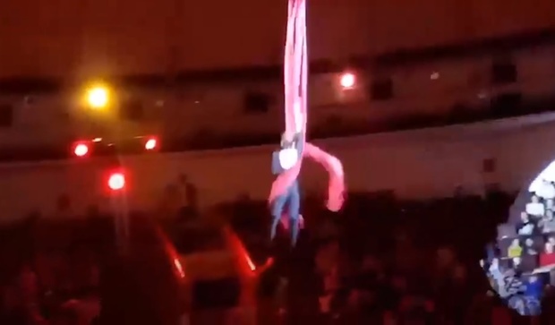 19-летняя гимнастка упала с большой высоты – видео