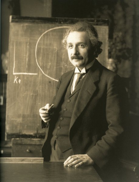 Ученый обнаружил грубые оплошности в теории гравитации Эйнштейна